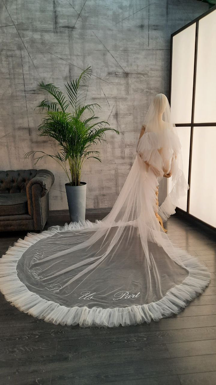 Romantic bridal veil, veil two-tiered Wedding Veil with Ruffles and Personalized Text