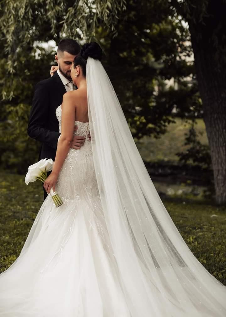Pearl Veil Wedding Gown With Long Veil Elegant Sparkly Pearl