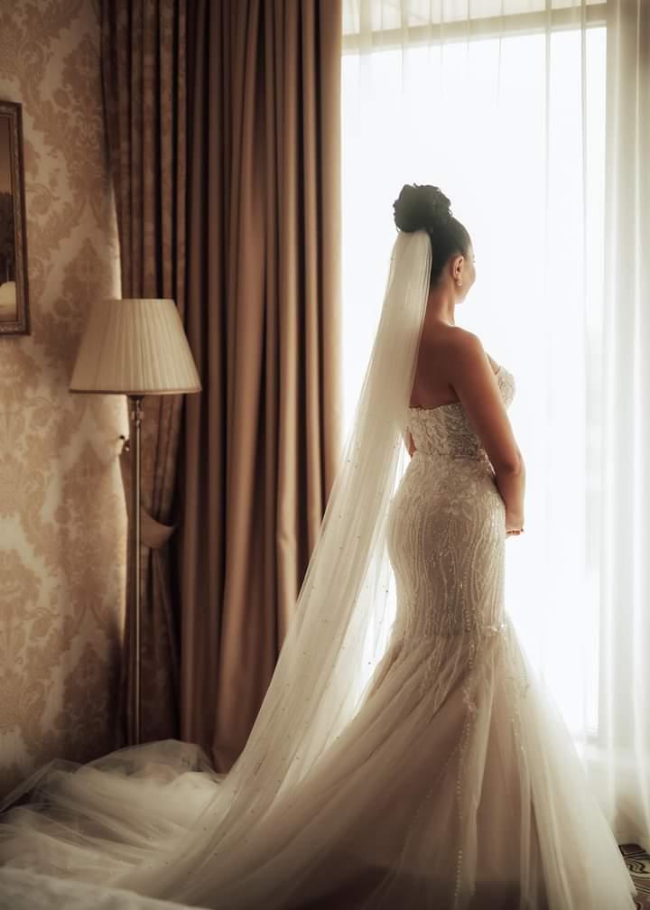 Elegant Sparkly Pearl Bridal Veil - 1 Layer - Perfect for Wedding Day Glam (Copy)