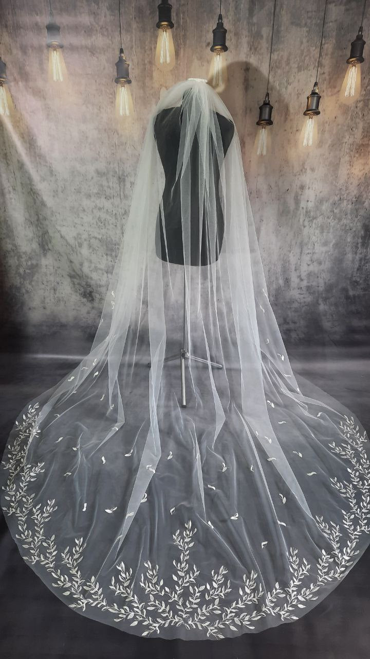 Wedding veil, lace embroidery veil white veil, ivory veil, cathedral veil, floral veil, tulle veil embroidery